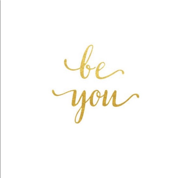 Meet your Posher, Crystal - Picture 2 of 3